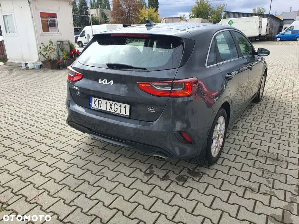 Kia Ceed 1.5 T-GDI M - 3