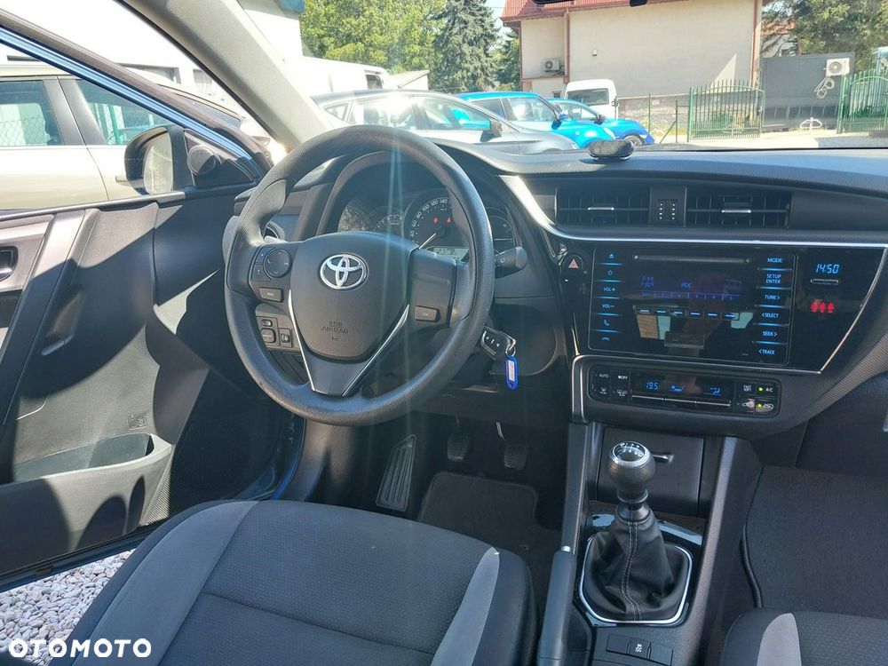 Toyota Auris 1.33 VVT-i Active - 13