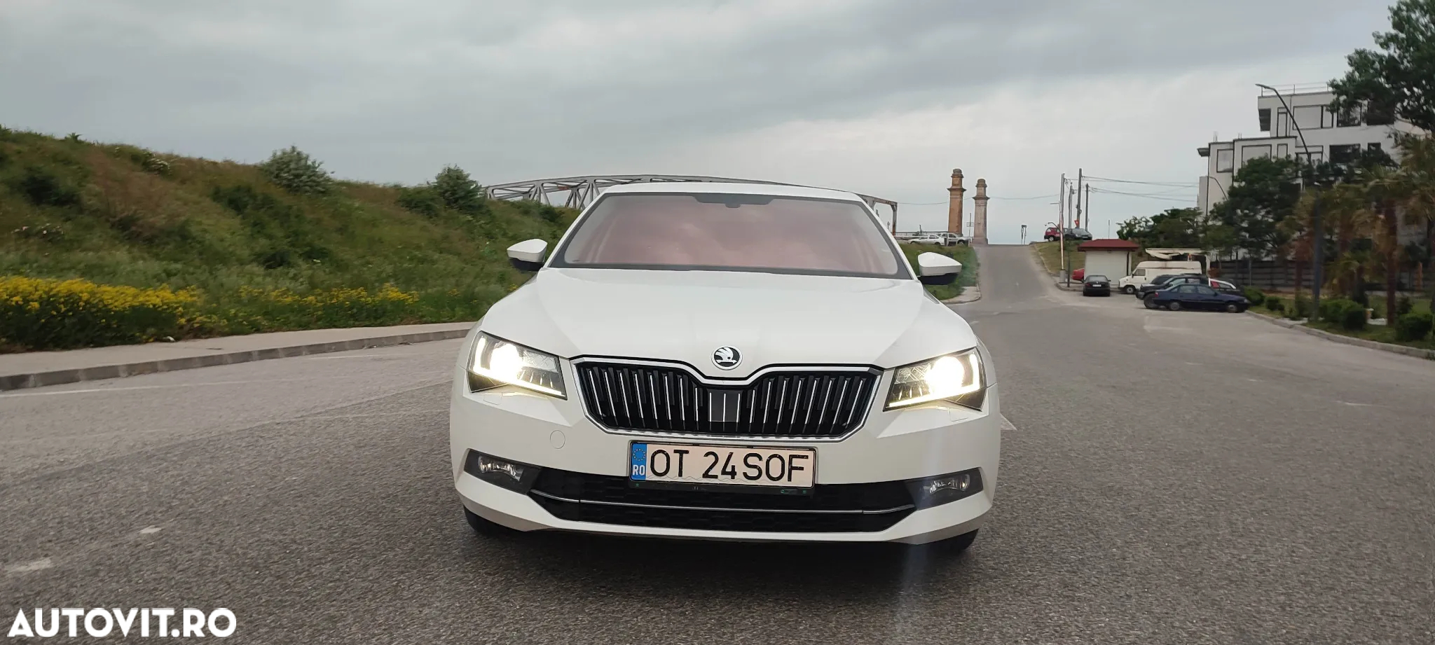 Skoda Superb 2.0 TDI Ambition - 18