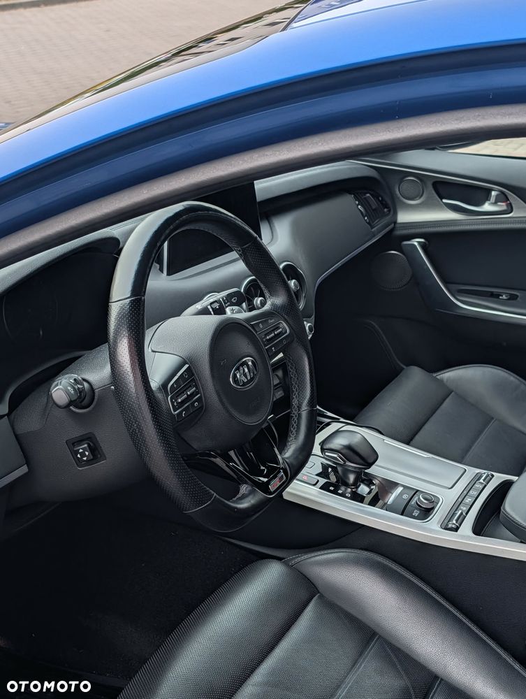 Kia Stinger 2.0 T-GDI GT Line - 11