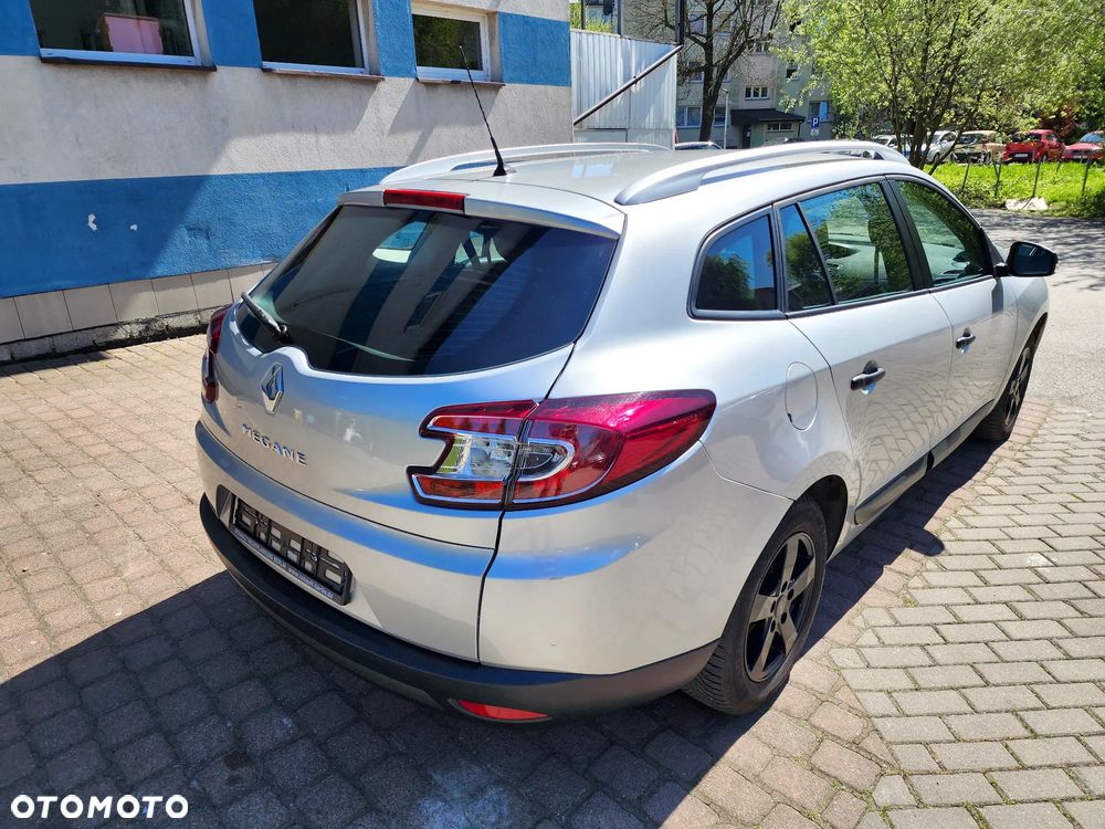 Renault Megane 1.6 16V 100 J'taime - 4