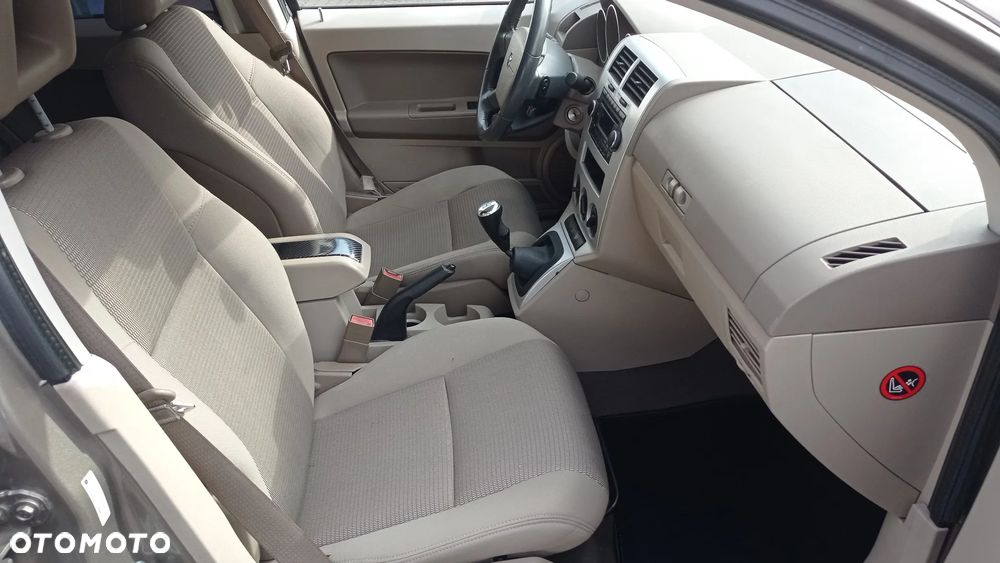 Dodge Caliber 1.8 SXT - 34