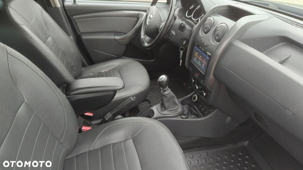 Dacia Duster 1.2 TCe Laureate 4x4 S&S EU6 - 10