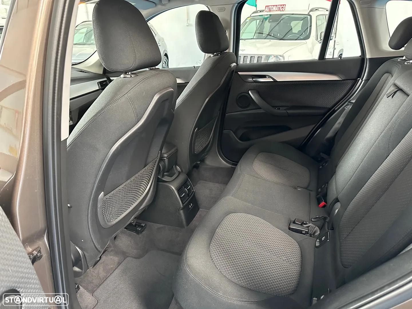 BMW X1 18 i sDrive Advantage Auto - 18