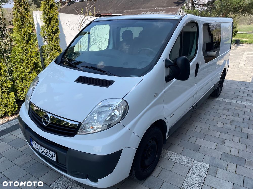 Opel Vivaro - 1