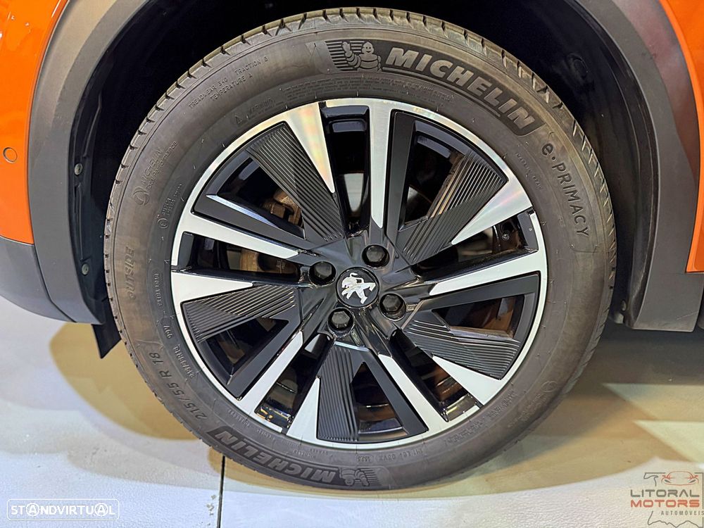 Peugeot 2008 PureTech 155 EAT8 GT Pack - 13