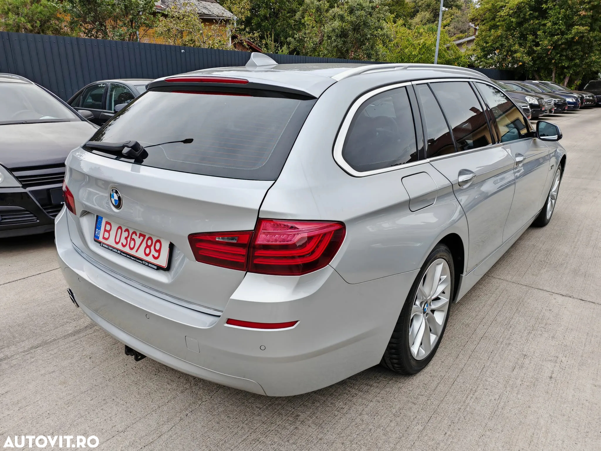 BMW Seria 5 518d Touring Aut. Luxury Line - 3