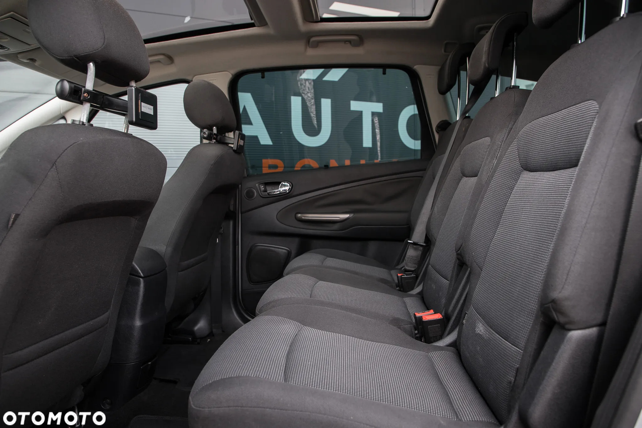 Ford S-Max - 23