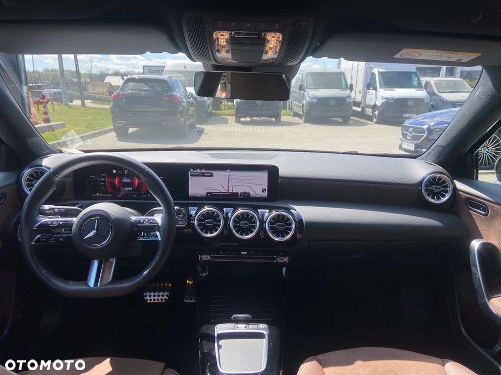 Mercedes-Benz Klasa A 200 AMG Line 7G-DCT - 10