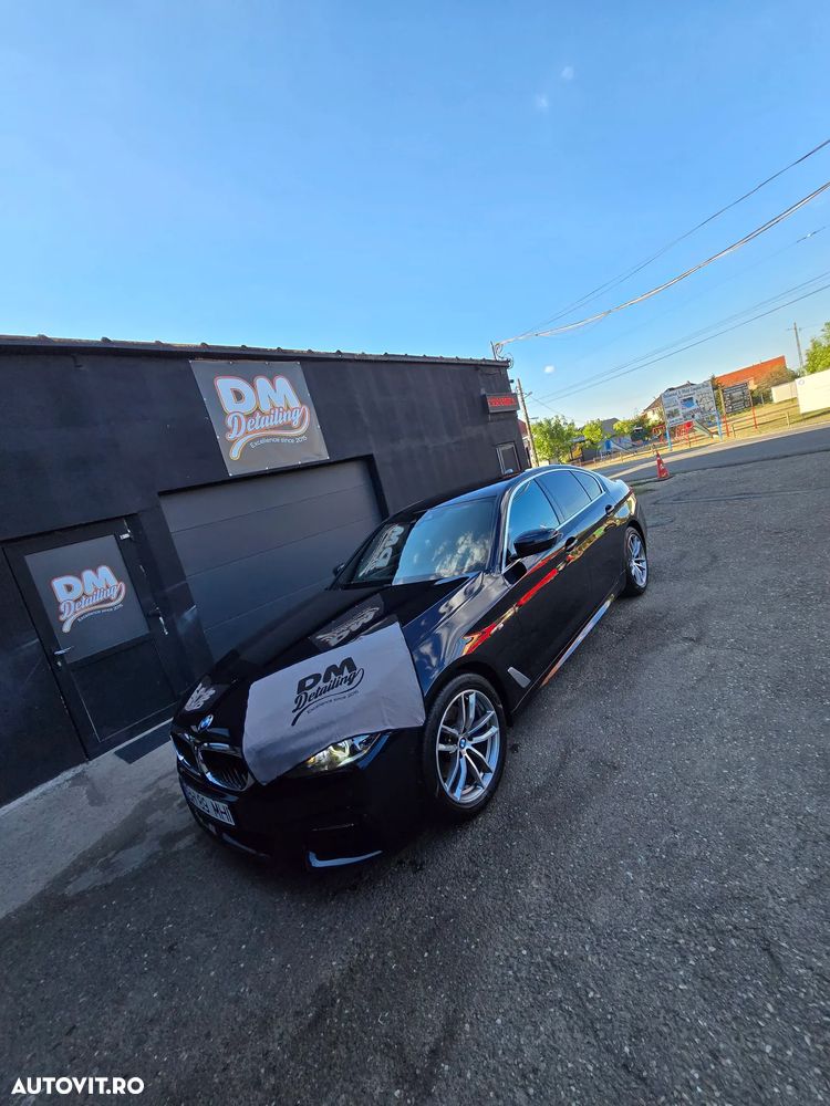 BMW Seria 5 520d xDrive AT - 11
