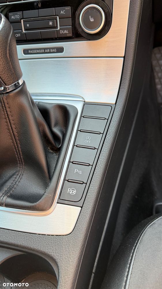 Volkswagen Passat 2.0 TDI 4Mot Highline - 17