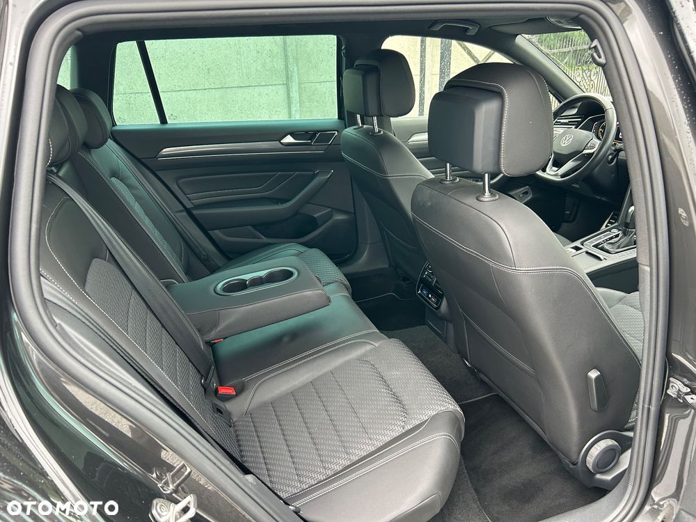 Volkswagen Passat Variant 2.0 TDI SCR DSG Business - 26