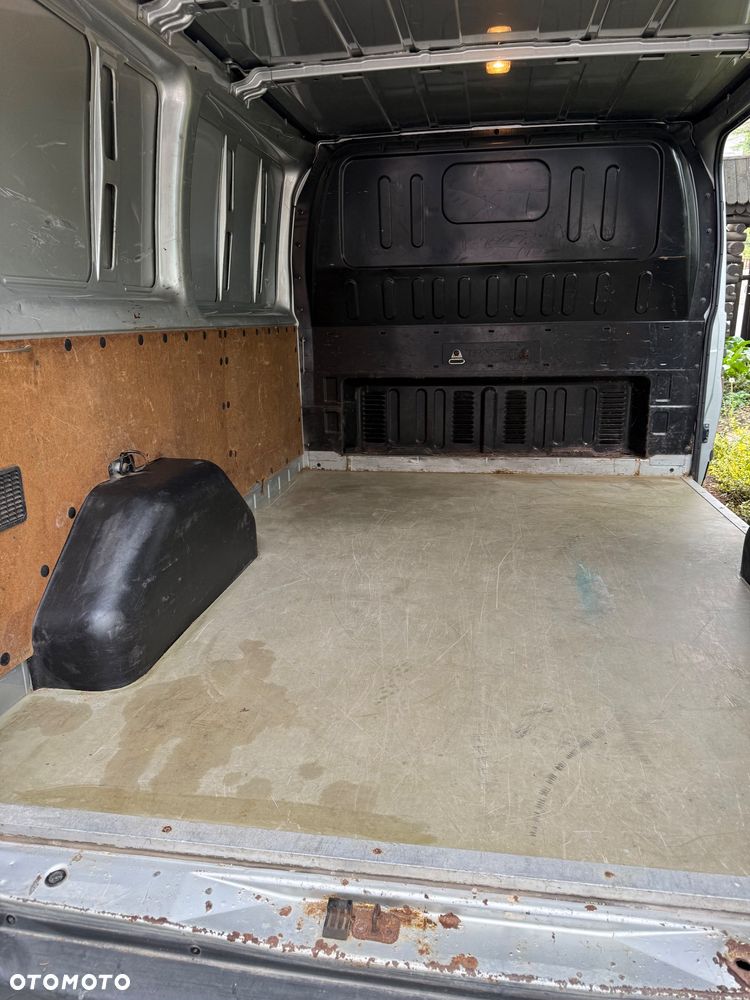 Ford Transit - 17