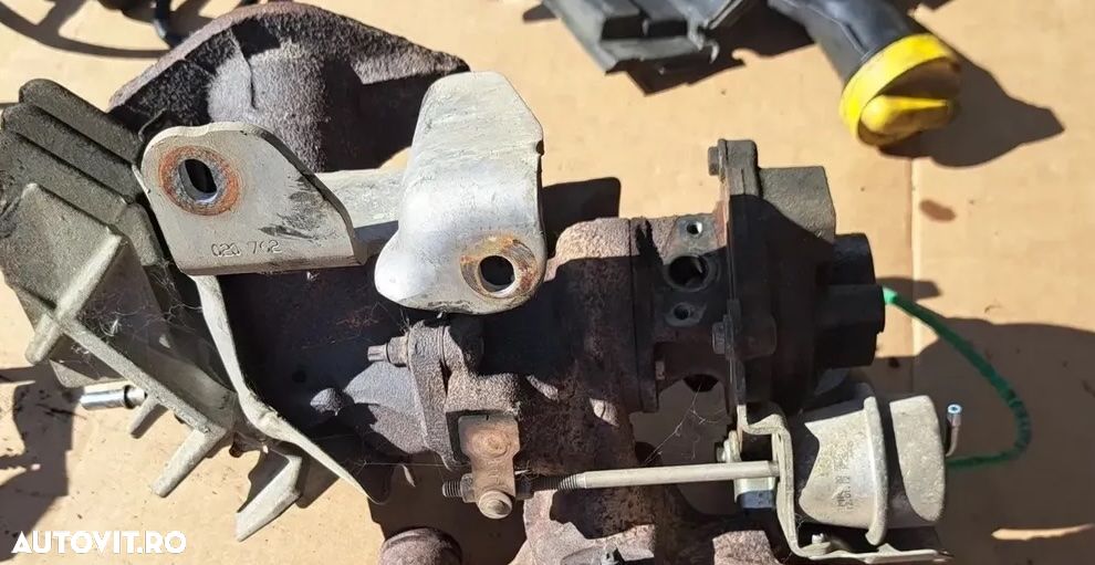 Turbino turbo turbosuflanta pentru Renault Clio 3, Clio 4, Fluence, Kangoo 1, Megane 3, Modus, Scenic 3, Twingo 2, Dacia Dokker, Duster, Lodgy, Logan, Logan 2 - 2