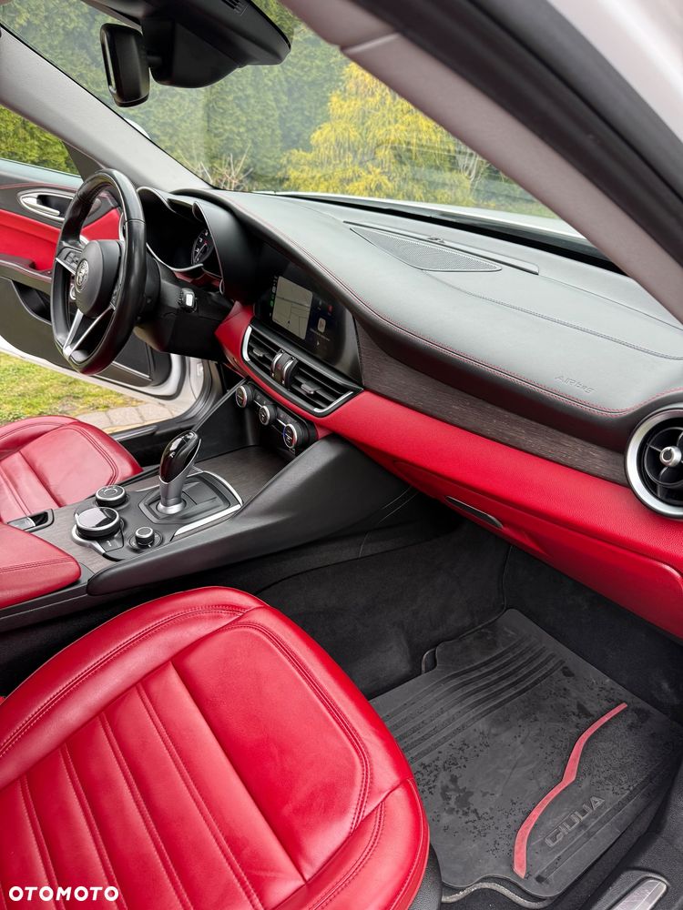 Alfa Romeo Giulia 2.0 Turbo Veloce Q4 - 27
