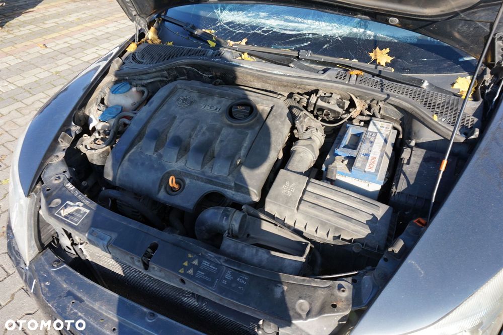 SKODA OCTAVIA II 1Z3 LIFT LB LIFTBACK 2009 LF8J 9153 1.9 TDI BXE 105KM JCR SZARY na części - 10