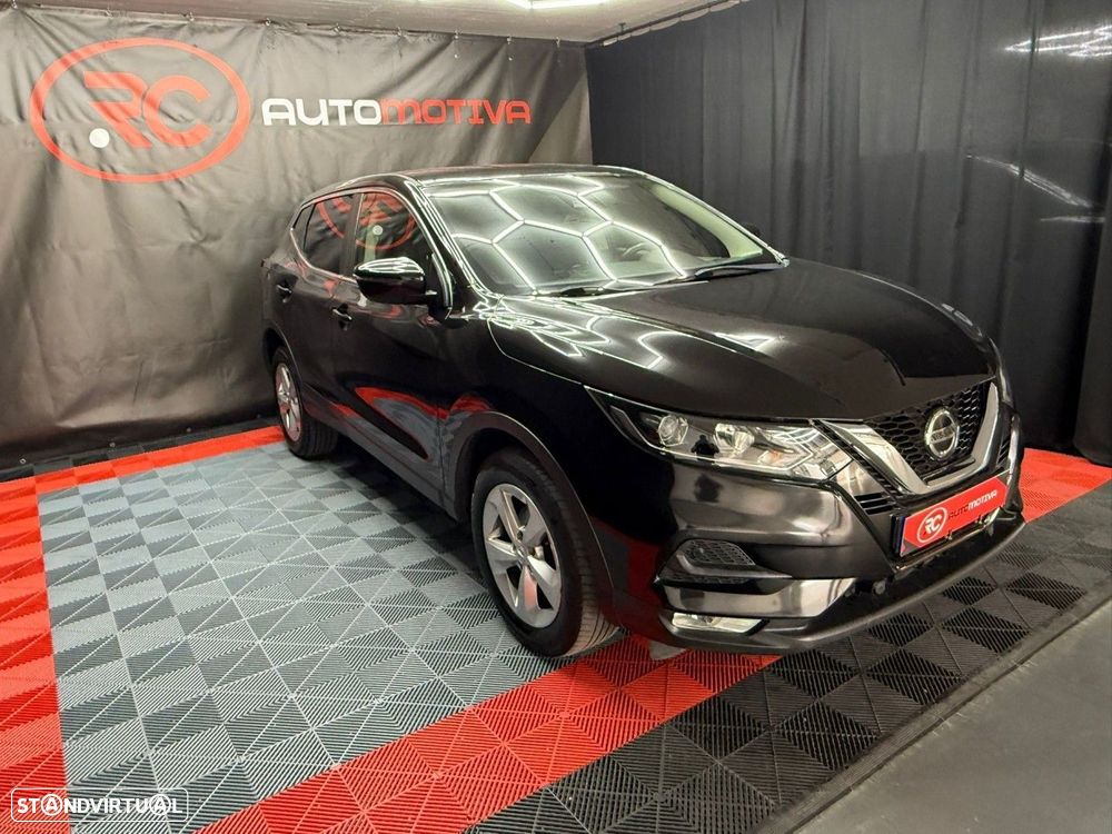 Nissan Qashqai 1.5 dCi N-Connecta J17 DCT - 2