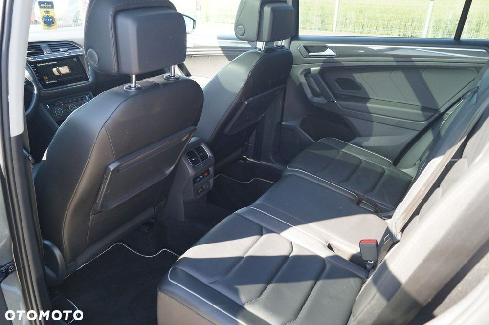 Volkswagen Tiguan Allspace - 15