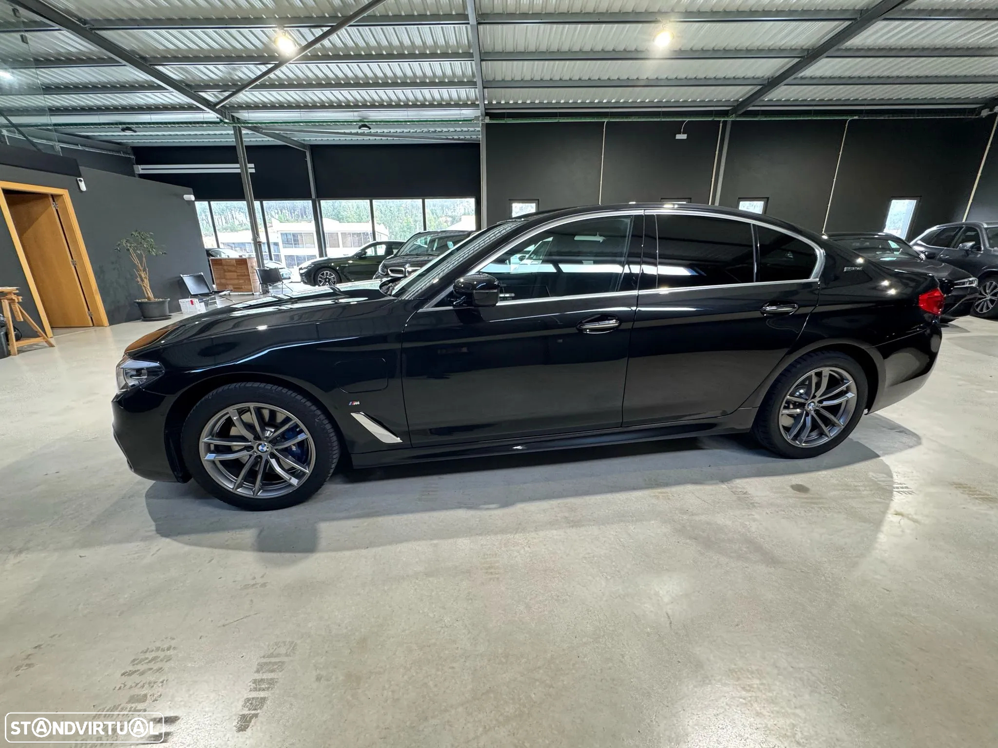 BMW 530 e iPerformance Pack M - 8