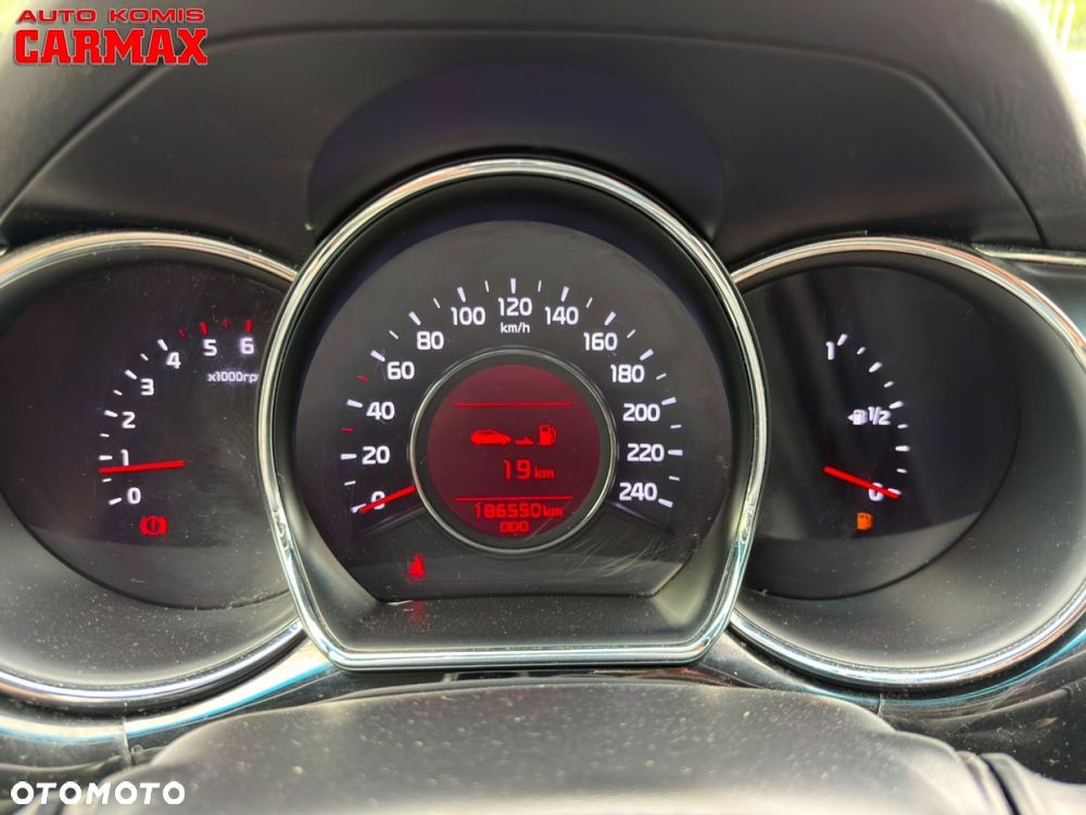 Kia Ceed - 22