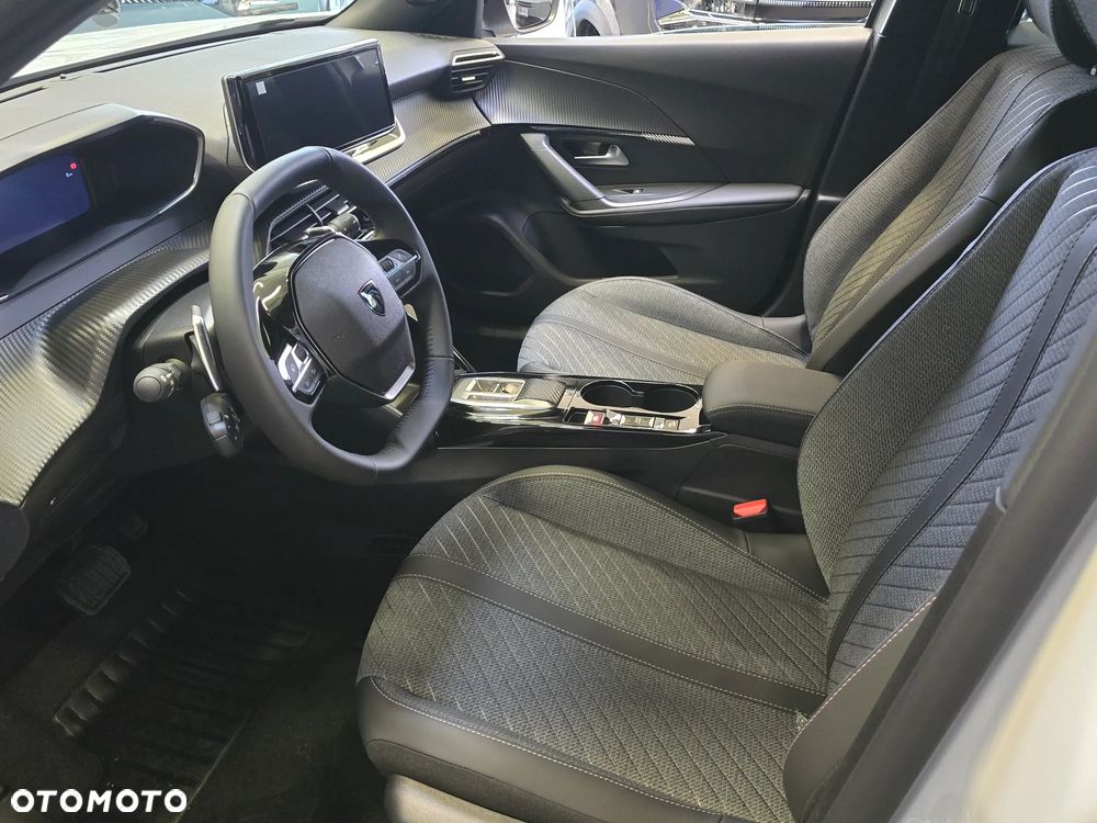 Peugeot 2008 PureTech mHEV Allure e-DCS6 - 5