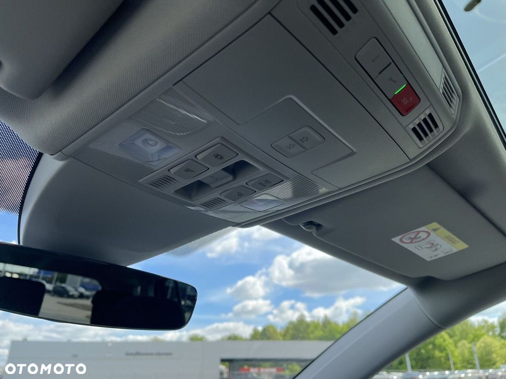 Volkswagen Touran 1.5 TSI EVO Highline - 39