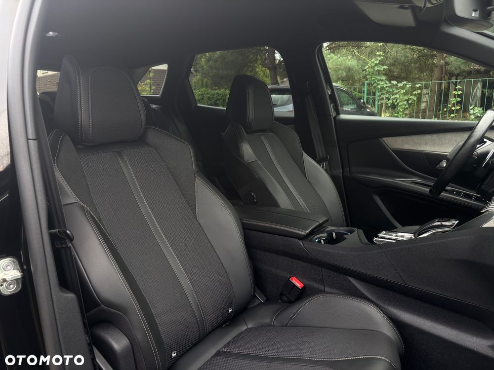 Peugeot 3008 BlueHDi 130 Stop & Start EAT8 GT - 24