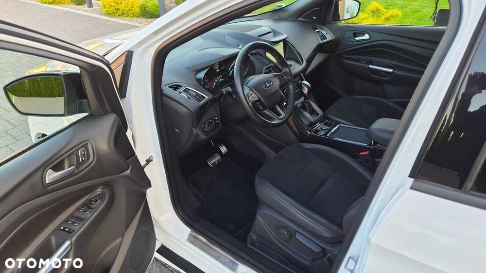 Ford Kuga 2.0 TDCi 4x4 ST-Line - 9