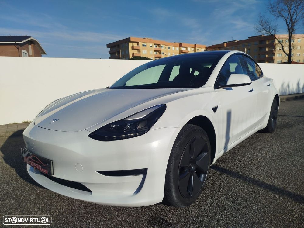 Tesla Model 3 Long Range Tração Traseira - 38