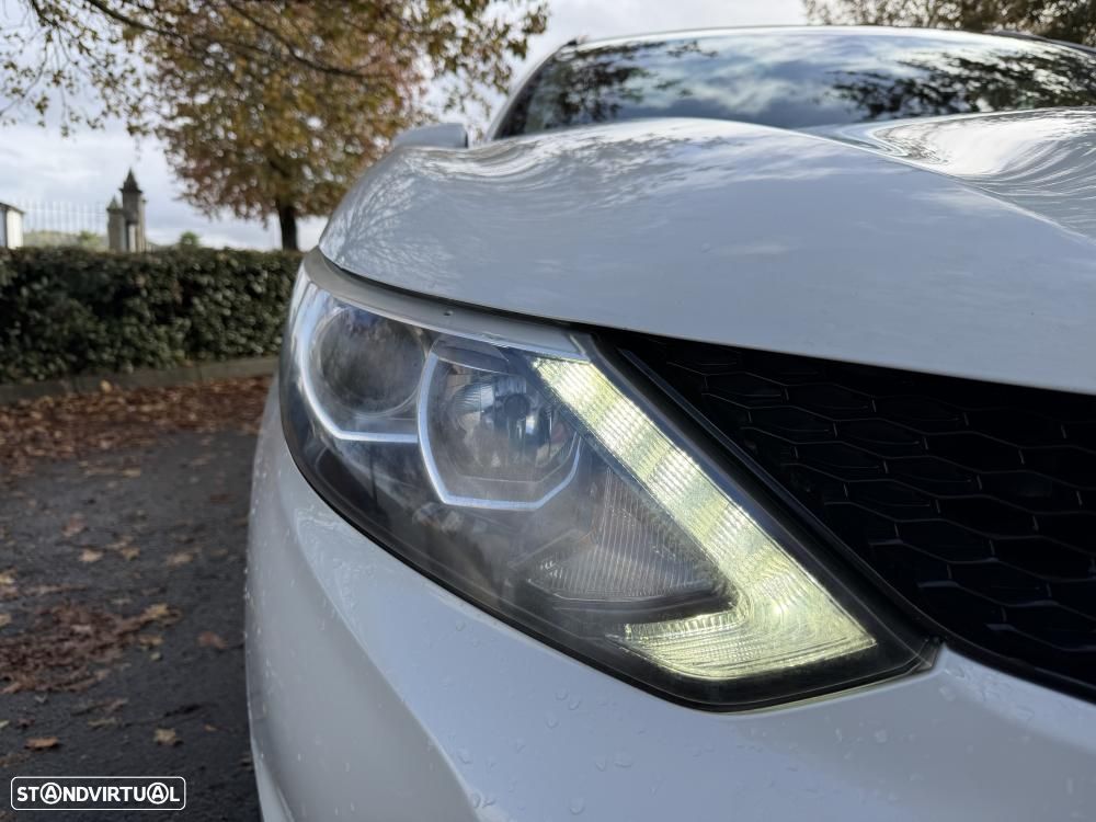 Nissan Qashqai 1.5 dCi N-Connecta Led - 11