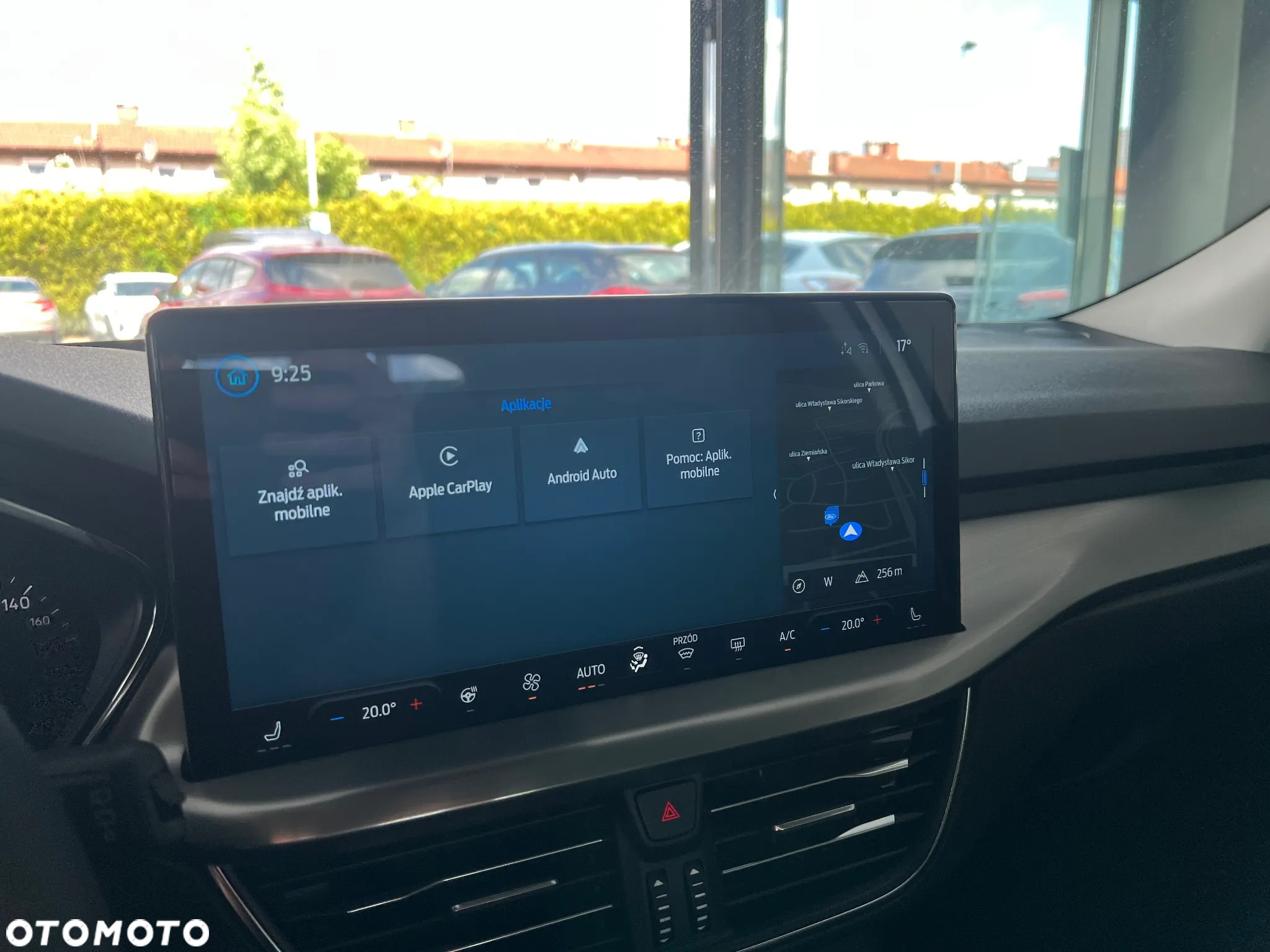 Ford Focus 1.0 EcoBoost Titanium - 27