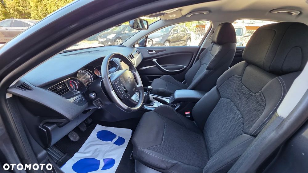Citroën C5 2.0 HDi Dynamique Equilibre Navi - 6