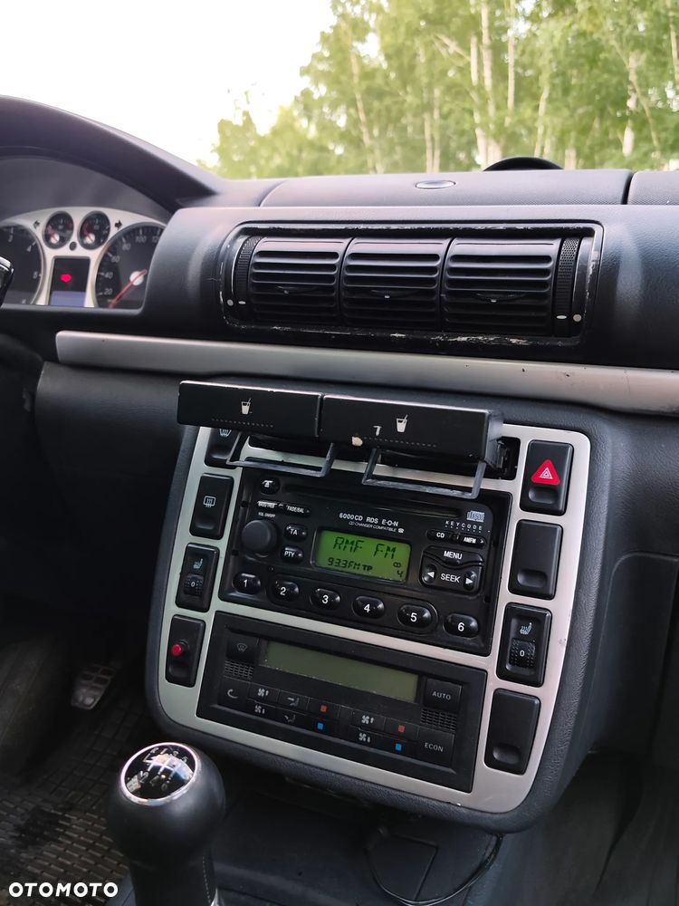 Ford Galaxy 1.9 TDI Ghia - 9