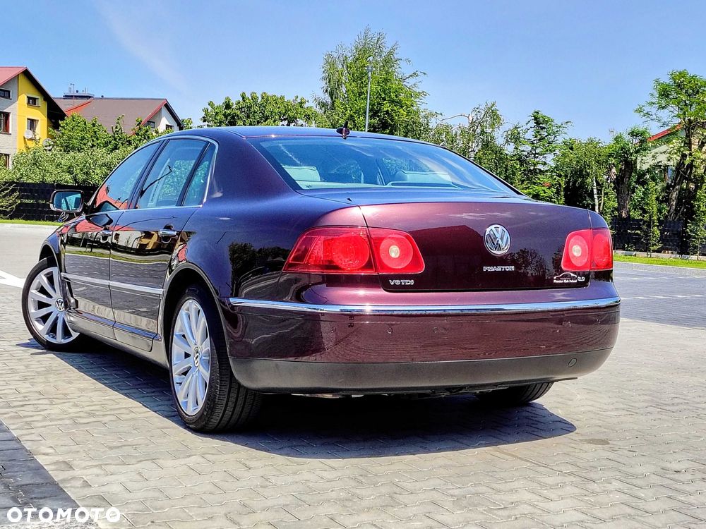 Volkswagen Phaeton - 4