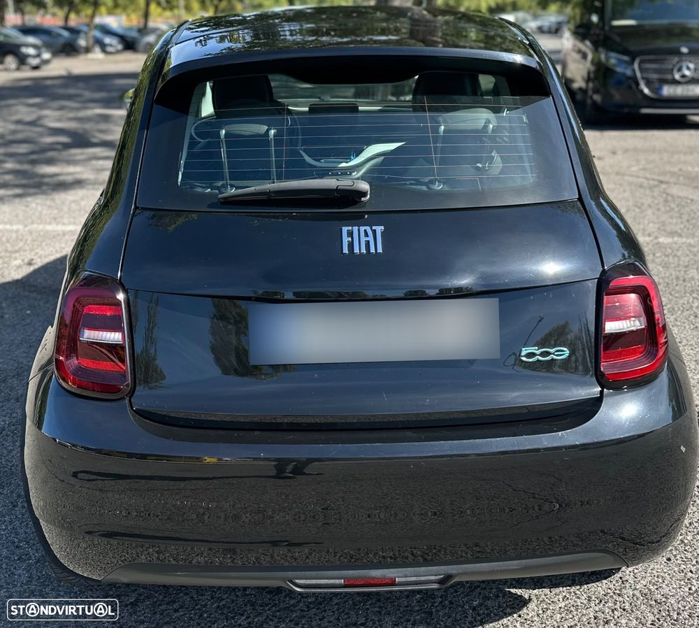 Fiat 500E 2022 photo 2