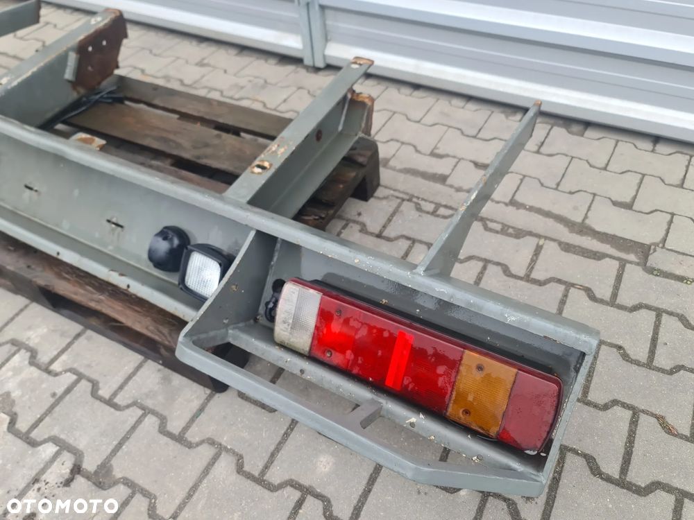 ZDERZAK TYŁ Z LAMPAMI BELKA VOLVO FH FM - 3