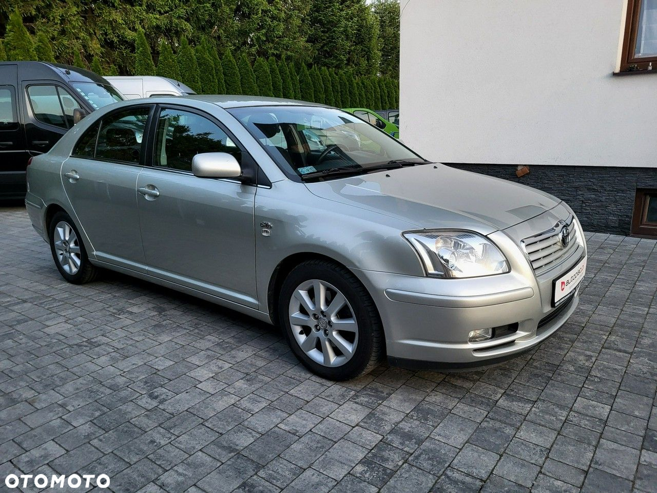 Toyota Avensis - 4