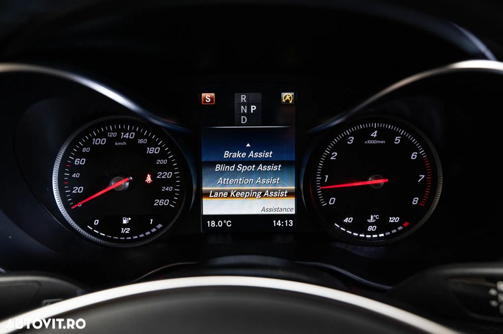 Mercedes-Benz GLC Coupe 250 4Matic 9G-TRONIC AMG Line - 25