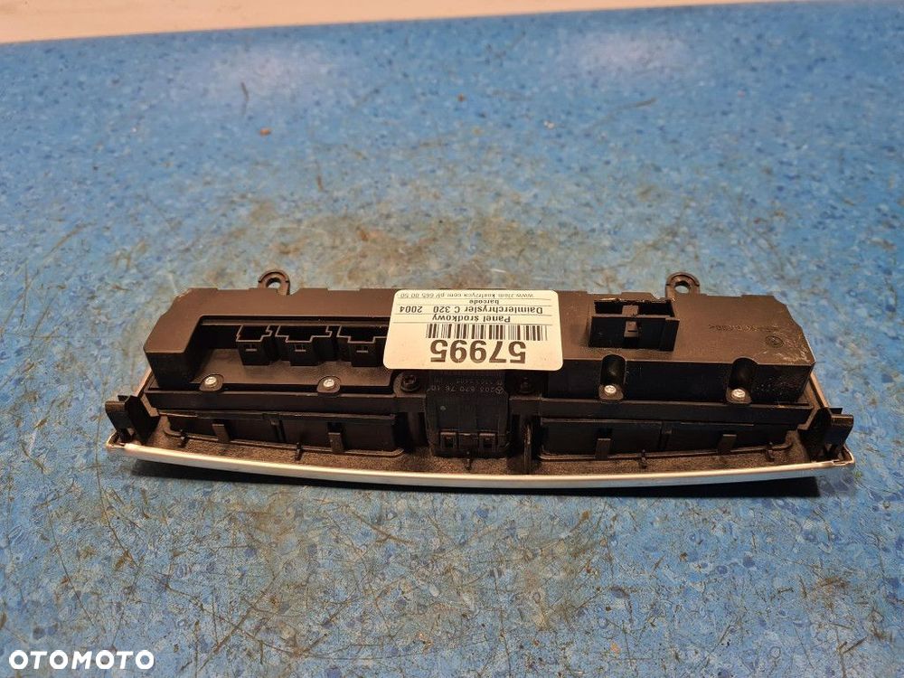 MERCEDES W203 PANEL ŚRODKOWY A2038707610 - 8