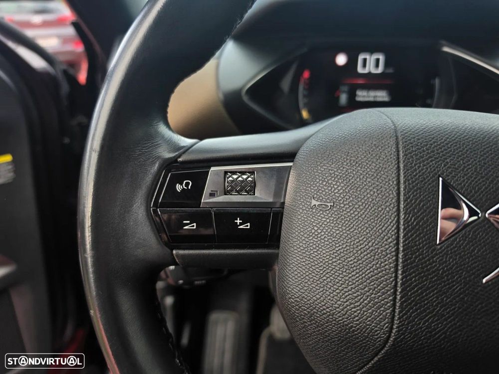 DS DS3 Crossback BlueHDi 100 SO CHIC - 14