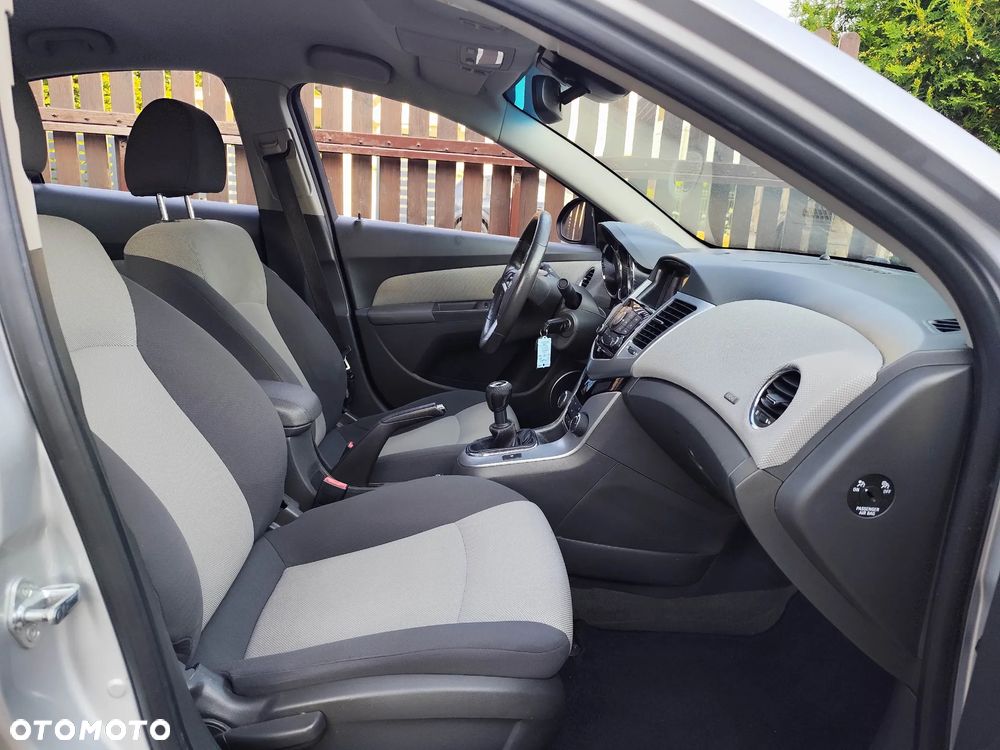Chevrolet Cruze 2.0 LT - 6