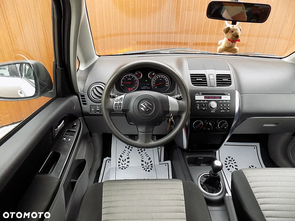 Suzuki SX4 1.6 VVT 4x2 Comfort - 13