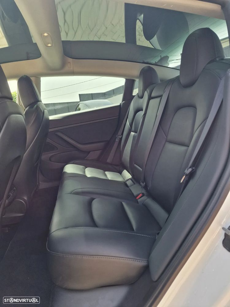 Tesla Model 3 Long Range AWD Dual Motor Performance - 12