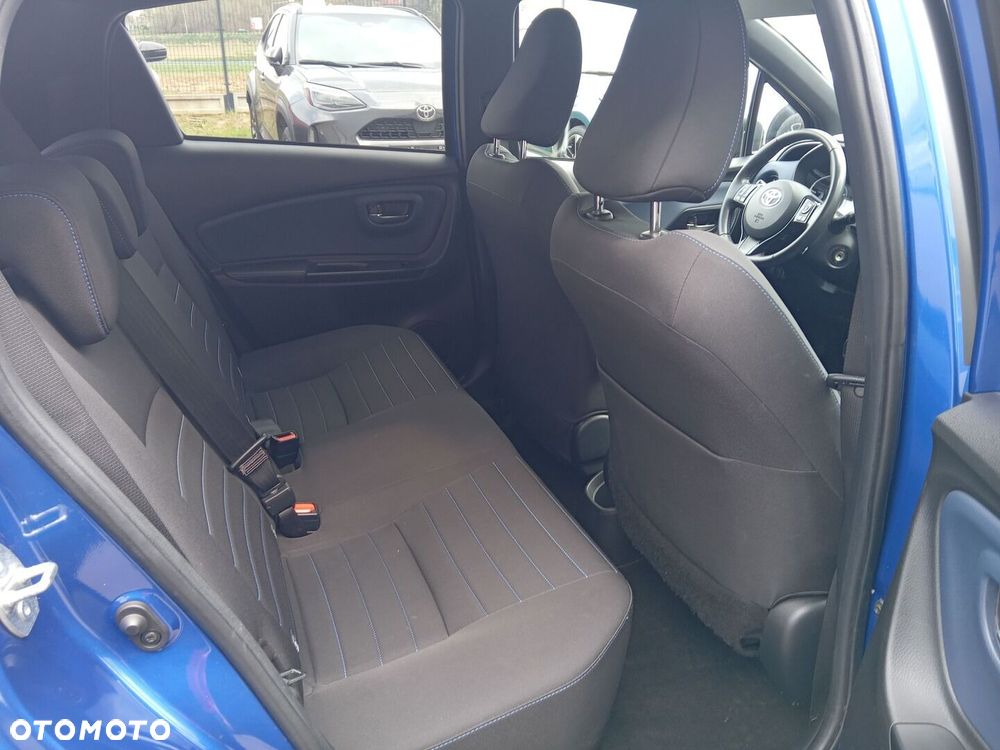 Toyota Yaris - 11