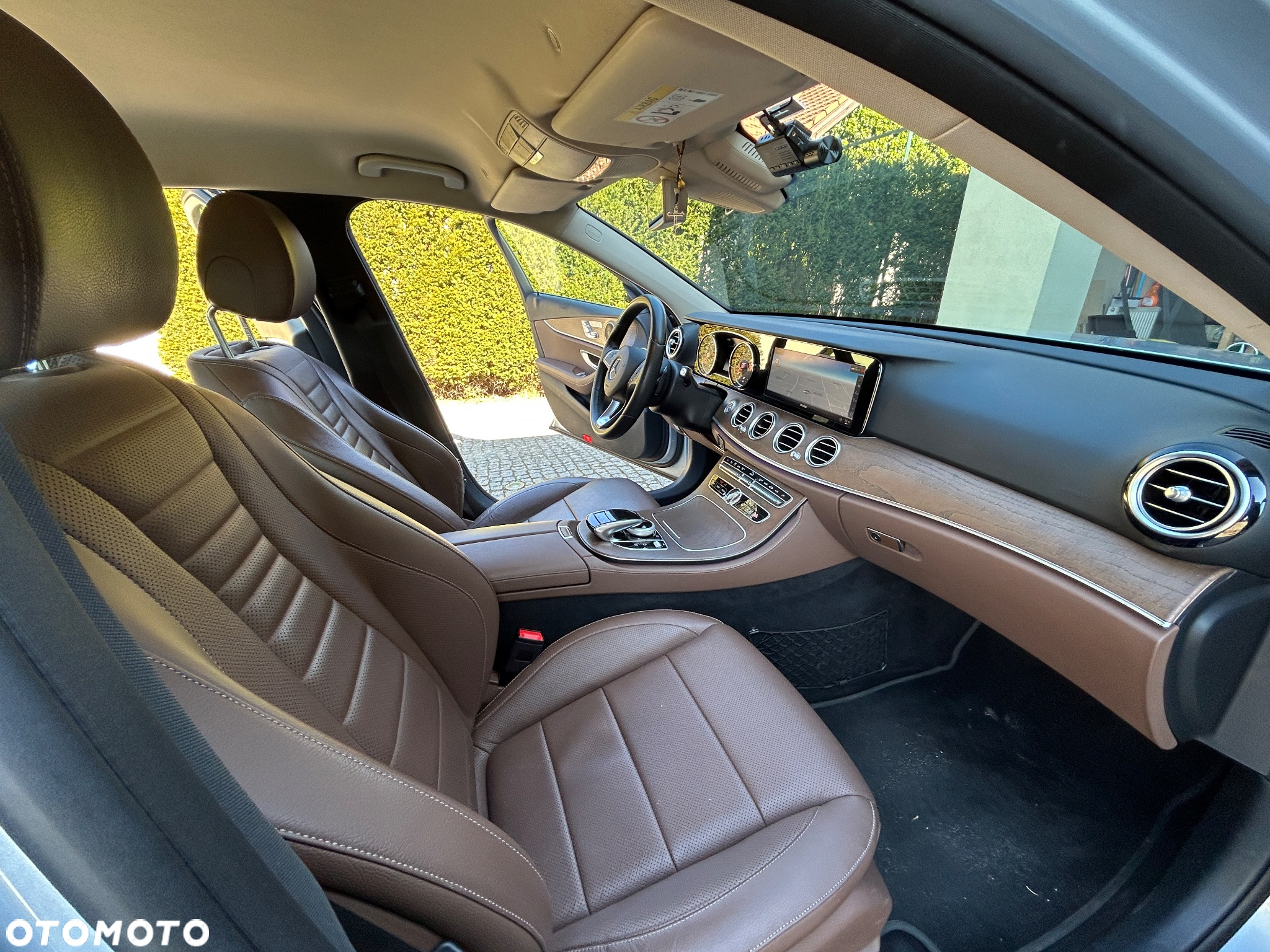 Mercedes-Benz Klasa E 200 4-Matic 9G-TRONIC - 12