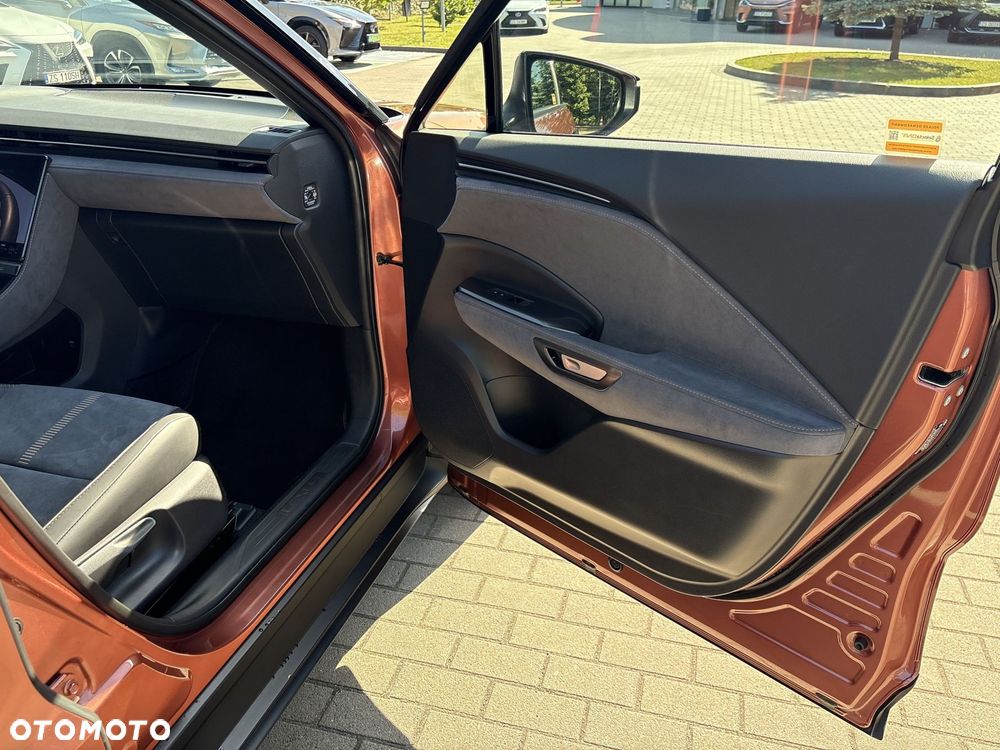 Lexus LBX 1.5 Hybrid Cool - 18