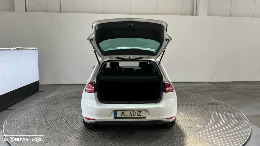 VW Golf - 10