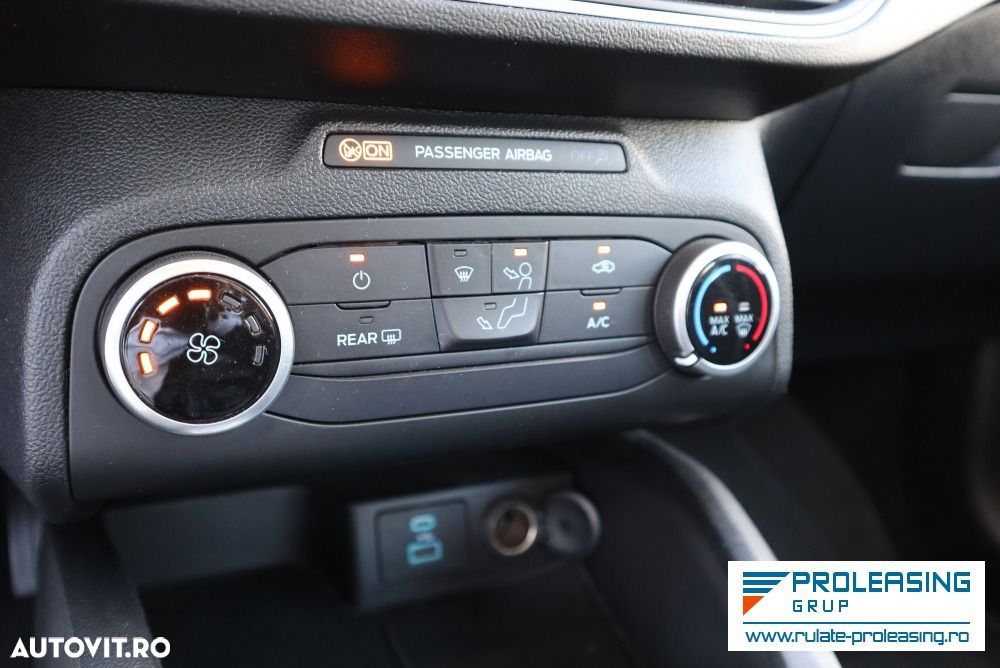 Ford Focus - 13