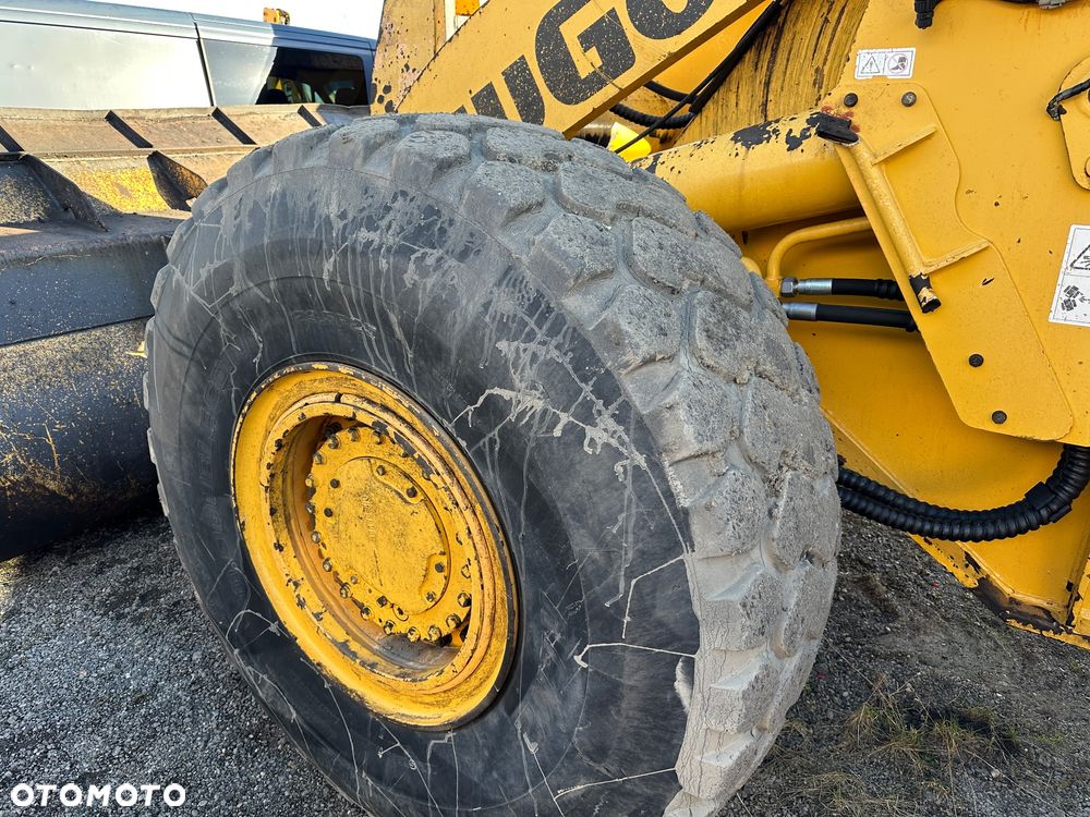 Liu Gong CLG862 lll Cat Liebherr JCB - 21