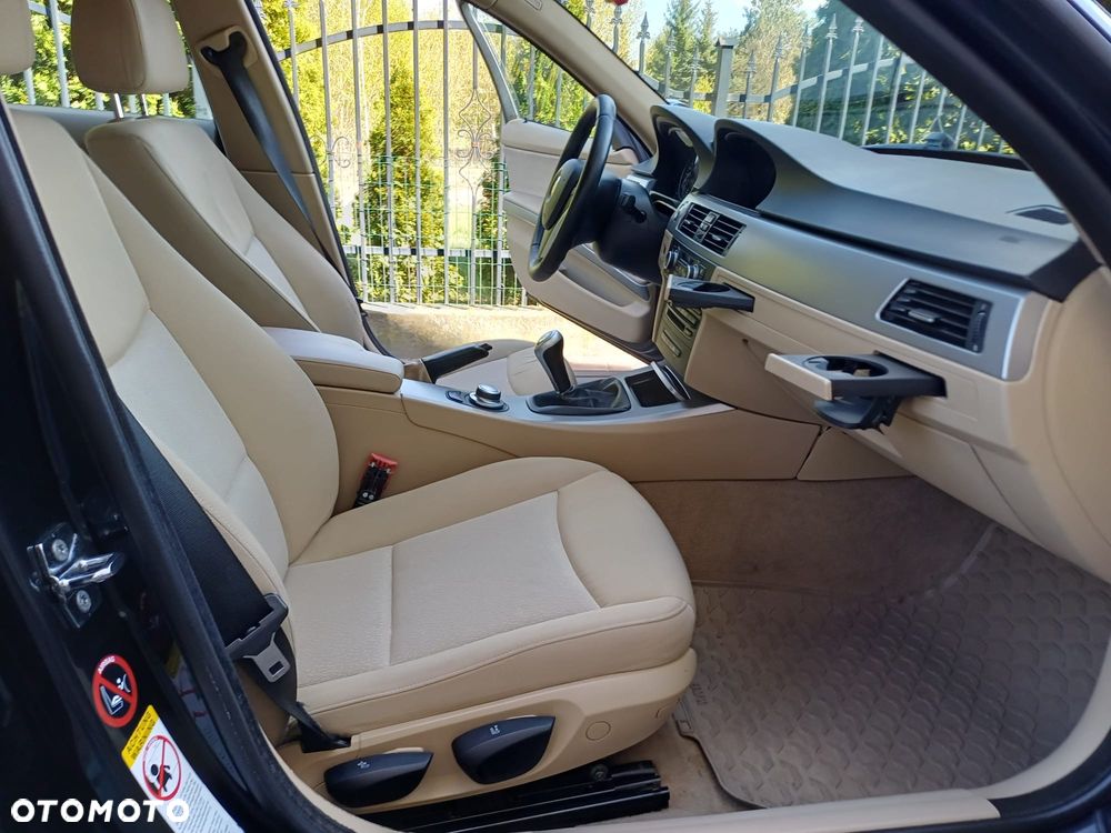 BMW Seria 3 320d - 7